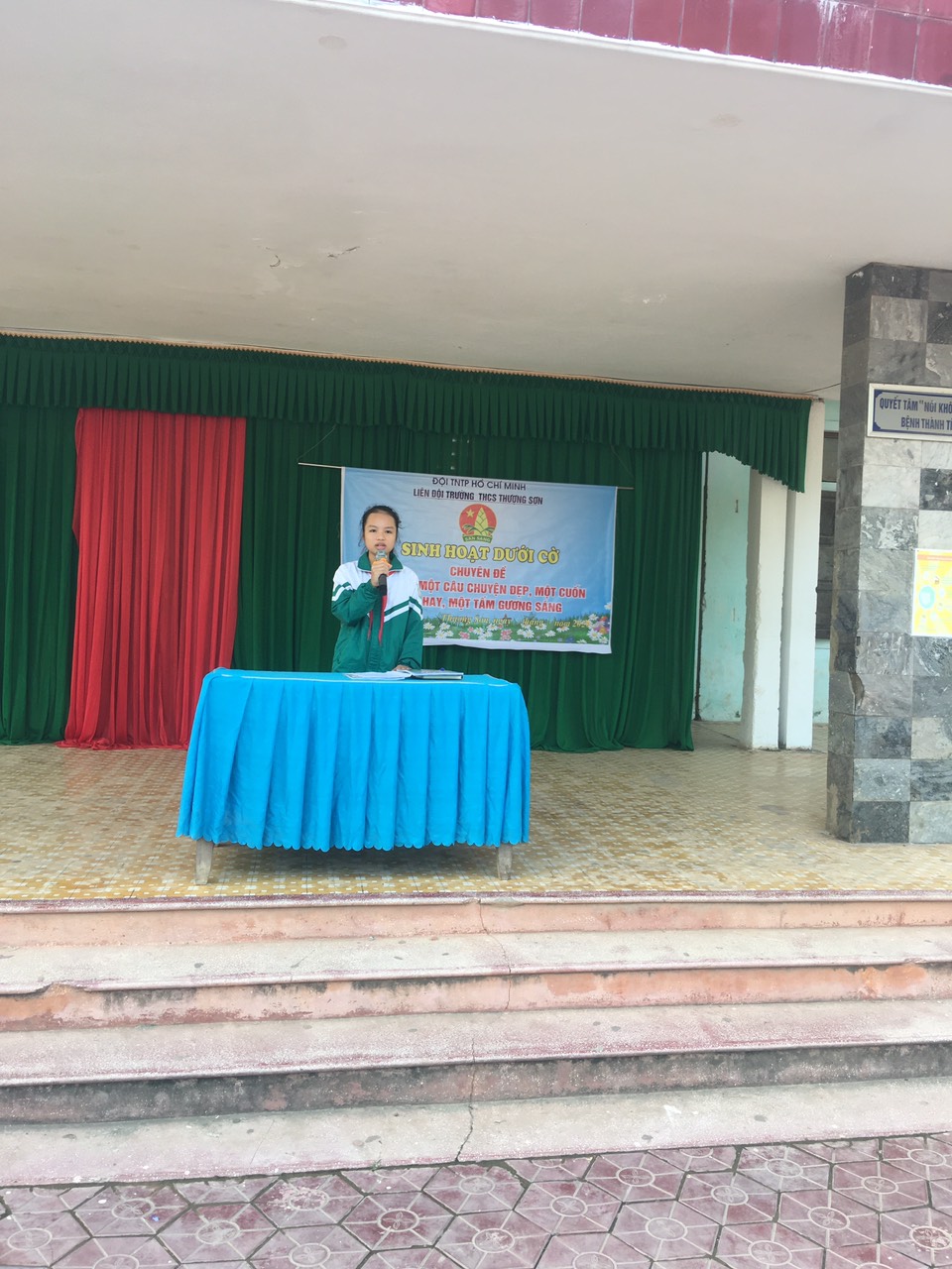 HOẠT ĐỘNG TRẢI NGHIỆM