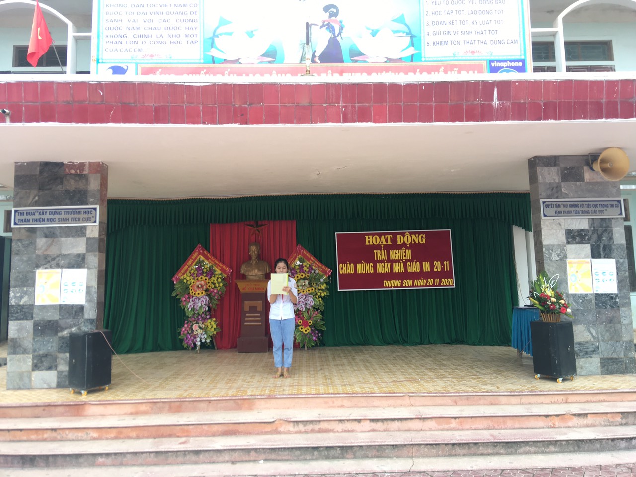 HOẠT ĐỘNGTRẢI NGHIÊM CHAO MỪNG NGÀY 20/11
