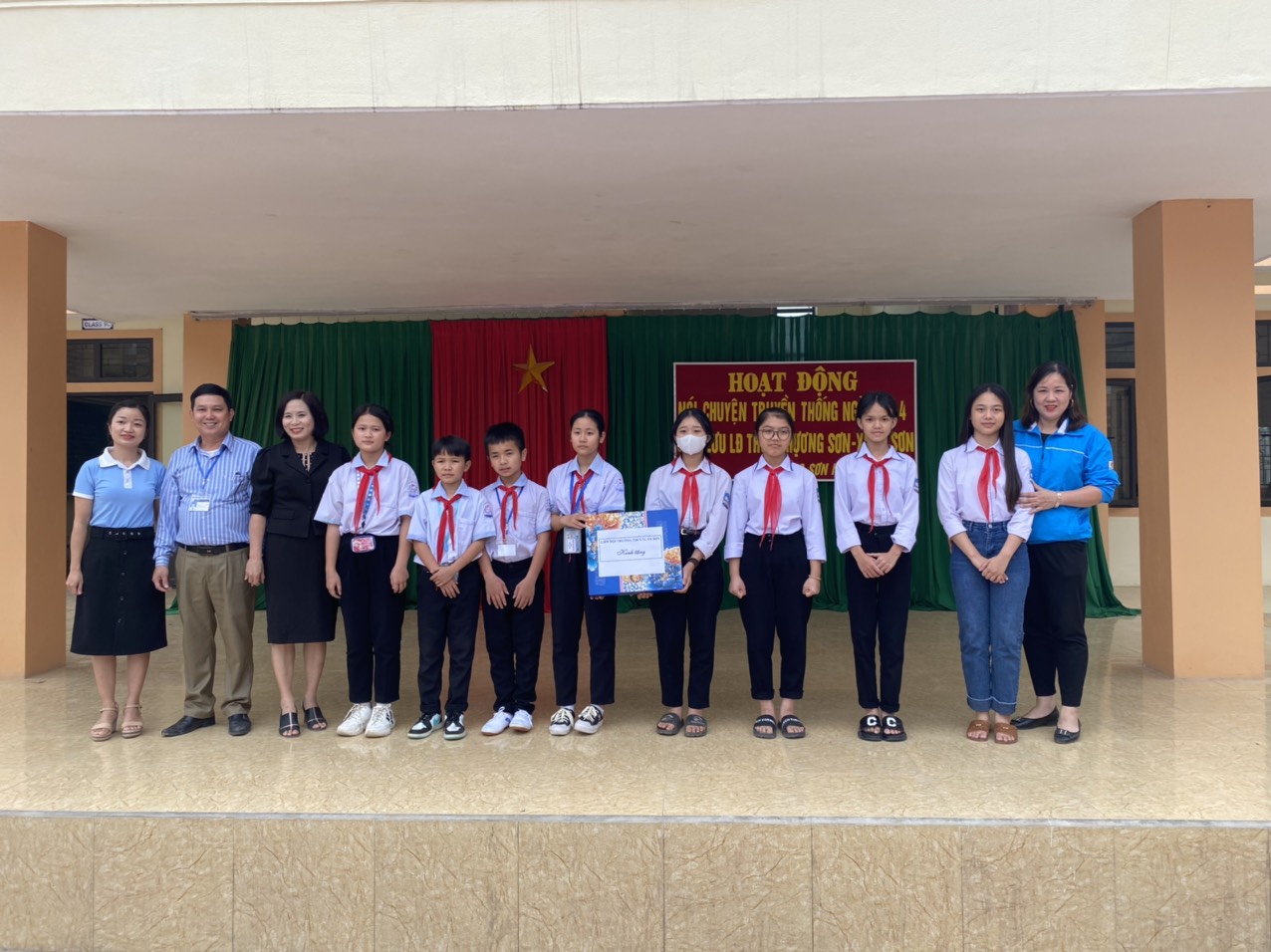 GIAO LƯU LIÊN ĐỘI THCS XUÂN SƠN