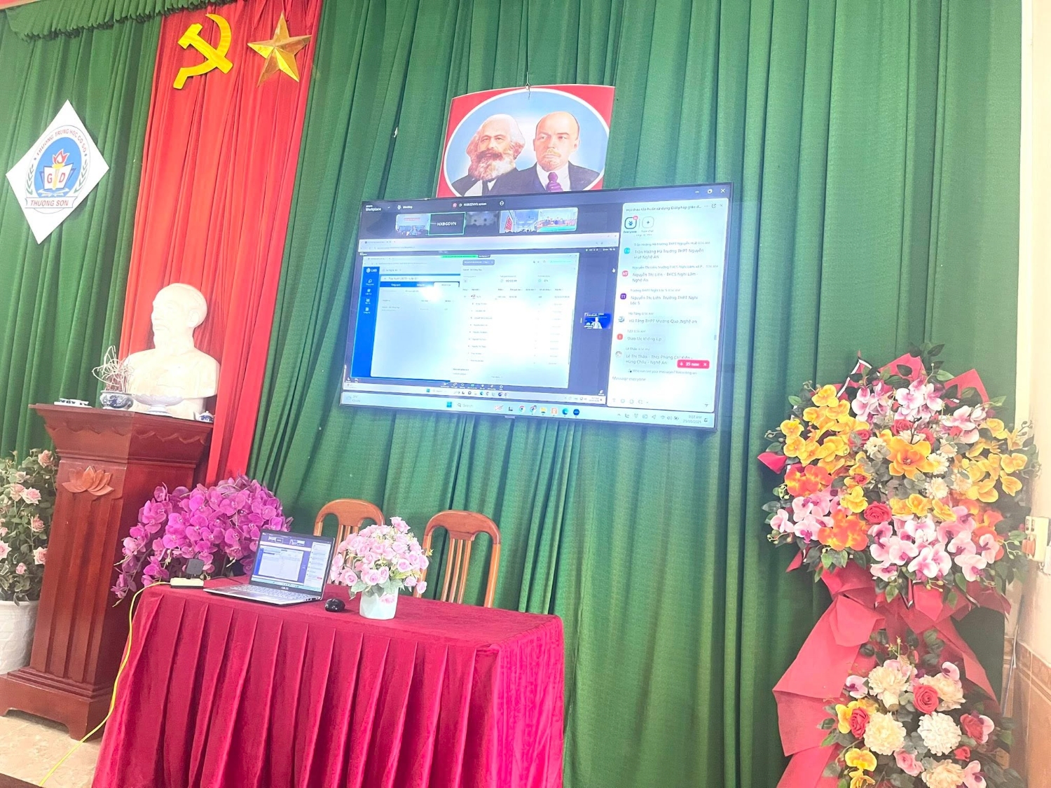 Hoạt động chuyên môn (Tập huấn Giải pháp giáo dục số toàn diện hoclieu.vn vào ngày 25.10.2025